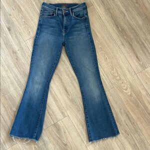 MOTHER the weekender fray in color meet cute